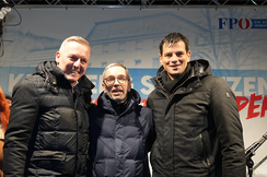 Steiermarks künftiger Landeshauptmann Mario Kunasek, FPÖ-Bundesparteiobmann Herbert Kickl und der steirische Nationalratsabgeordnete Hannes Amesbauer (v. l.).