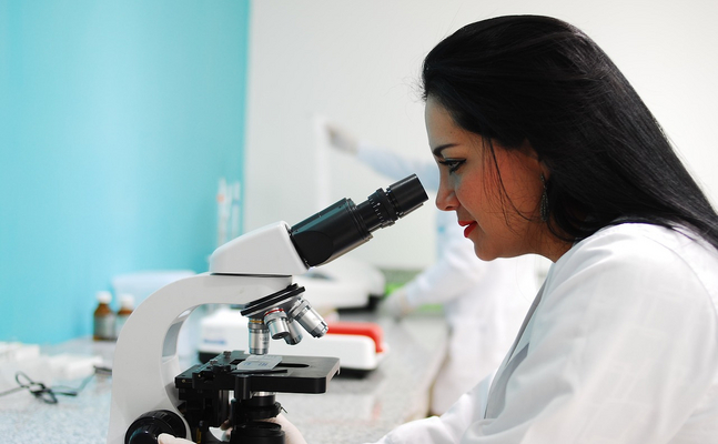 Wird jetzt auch die Forschung in Österreich kaputtgespart? - FPÖ-Bundesparteiobmann Hofer: "Nächstes Jahr fehlen 140 Millionen - Petition einer ÖVP-Abgeordneten im Parlament ist Hilfeschrei aus der ÖVP an die eigene Partei."