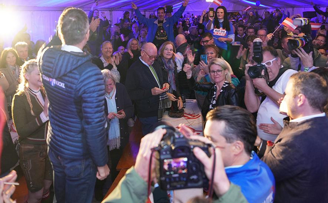 Die "Heimatherbst"-Veranstaltungen der FPÖ quer durch Österreich sind immer ein Riesen-Erfolg.