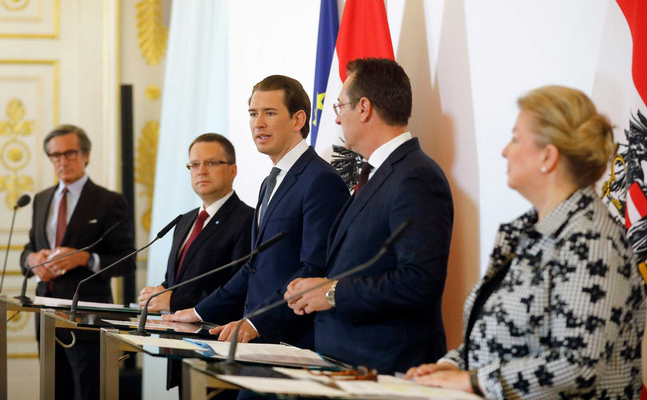 Die Regierung präsentierte neues Pensionsmodelll gegen Altersarmut - rund 40.000 betroffene Mindestpensionisten sollen merkbar mehr Geld erhalten, nämlich 1.200 statt wie bisher 995 Euro monatlich.